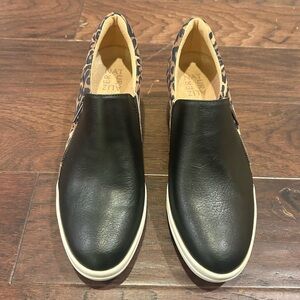 Brand New Naturalizer Chunky Zip Up Sneakers (9.5)